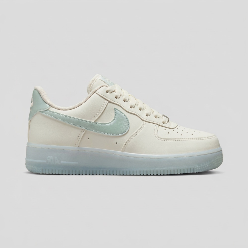 Nike Air Force 1 — AREIA/VERDE